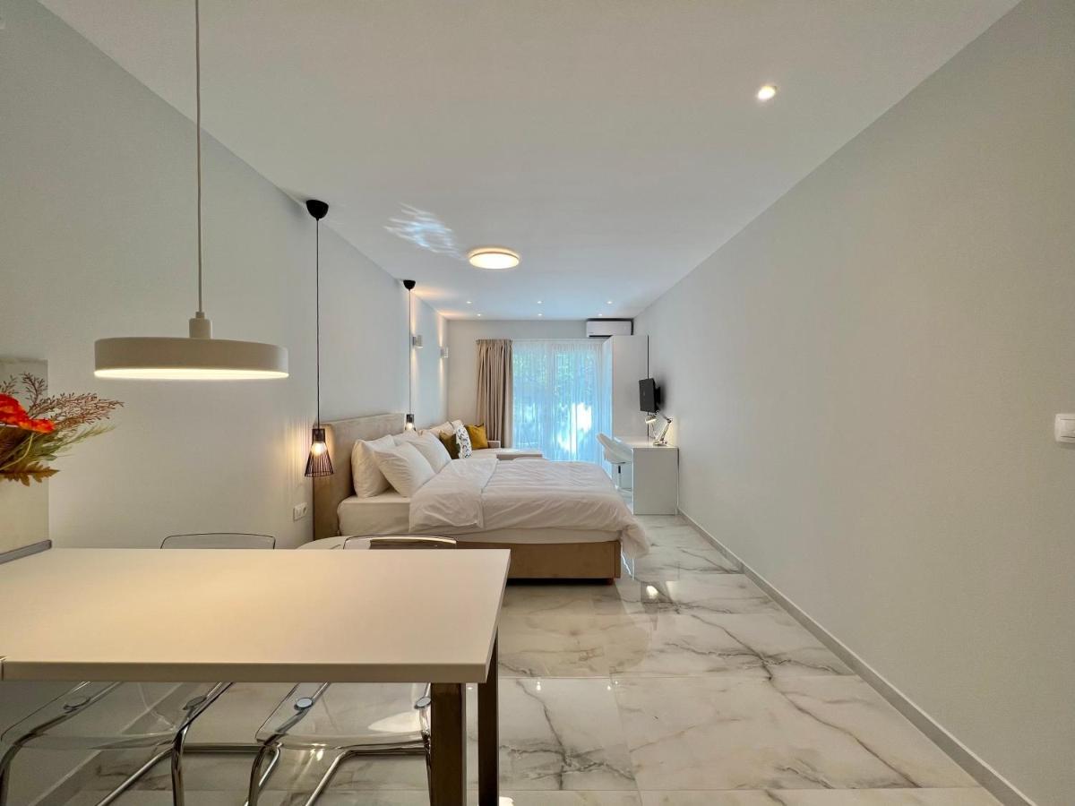 Kono Studios & Suites Салоники Экстерьер фото